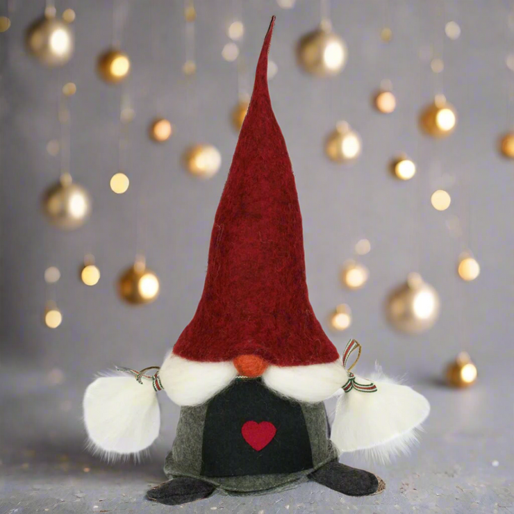 Tomte Gnome - Wilma (Red Hat)