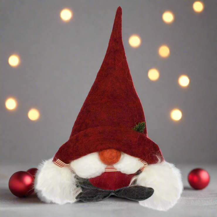 Tomte Gnome - Selma (Red Cap)