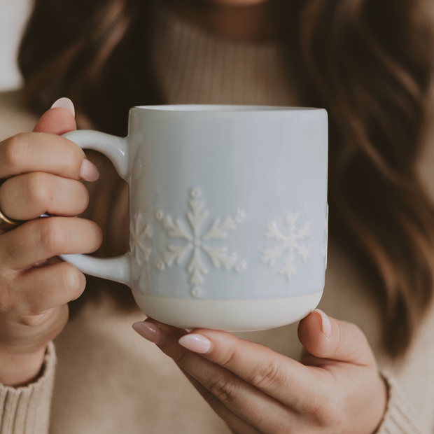 Snowflakes 14oz. Blue Stoneware Coffee Mug