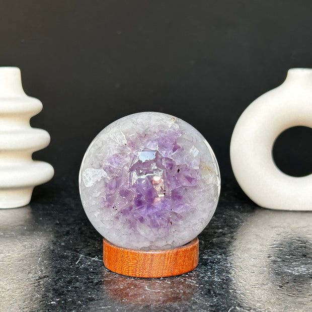 Amethyst sphere with agate layers, Crystal Ball 1 Lb, Large Agate sphere, Top quality crystal ball