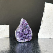 Amethyst cathedral, Purple geodes