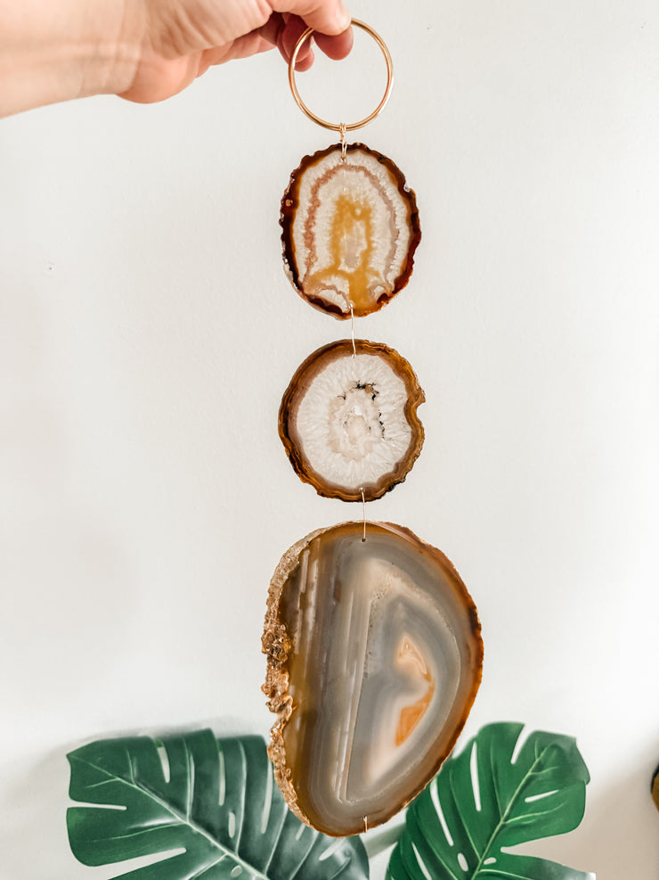Luna Forma No. 1 – Minimalist Agate Wall Hanging