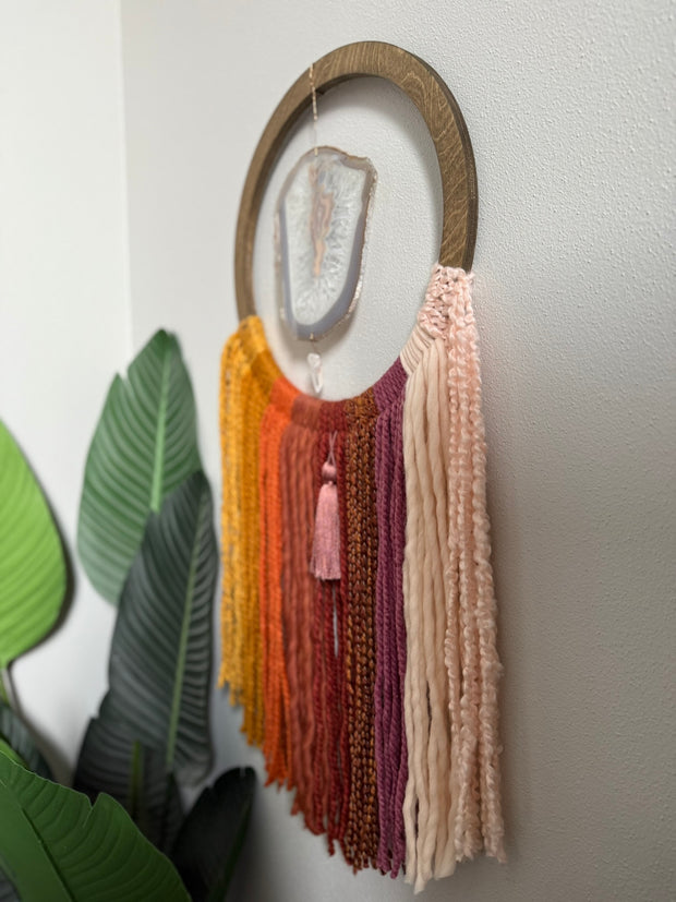 Sunset Ombre Agate Dreamer – Handcrafted Boho Wall Hanging (No. 1)