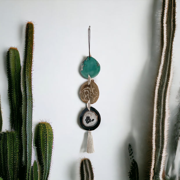 Juniper Agate Garland – Handcrafted Boho Wall Hanging