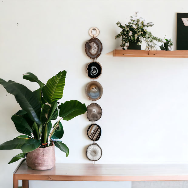 Sienna Sol Agate Minimalist Garland – Handcrafted Boho Wall Hanging