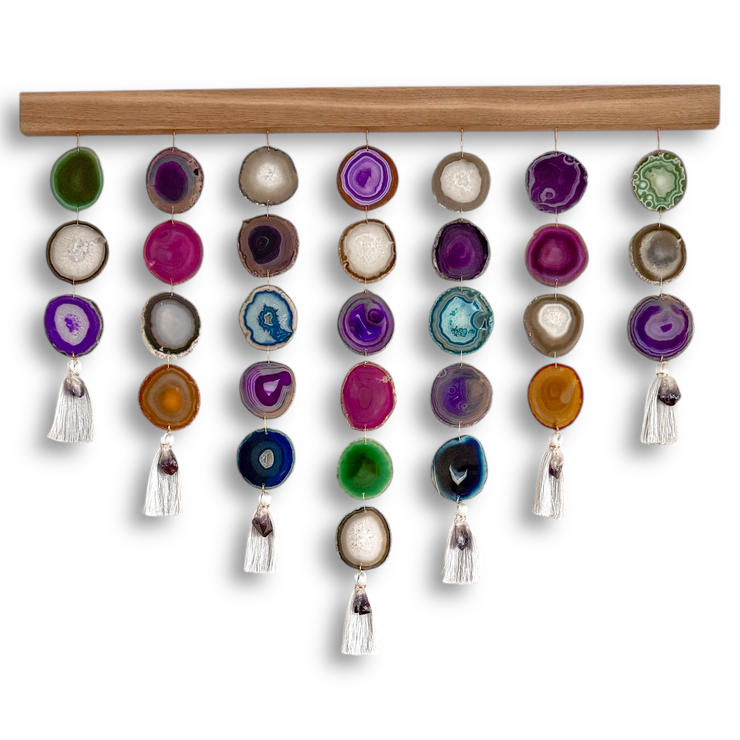 Jewel Aura Uma Agate Wall Hanging (36 Inch)
